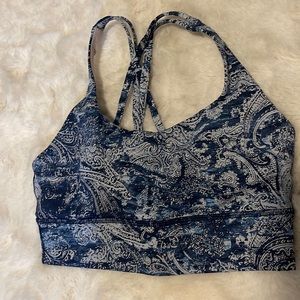 Lulu sports bra size 8